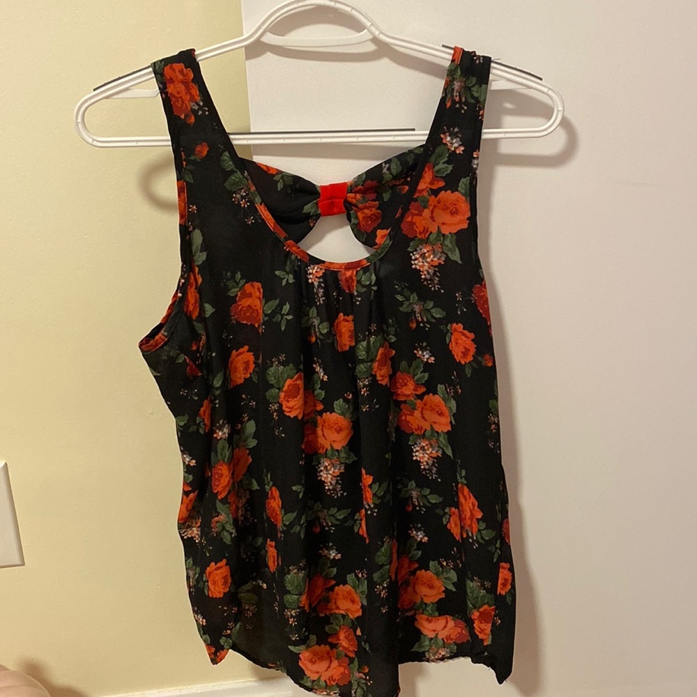 Floral tank top with bow